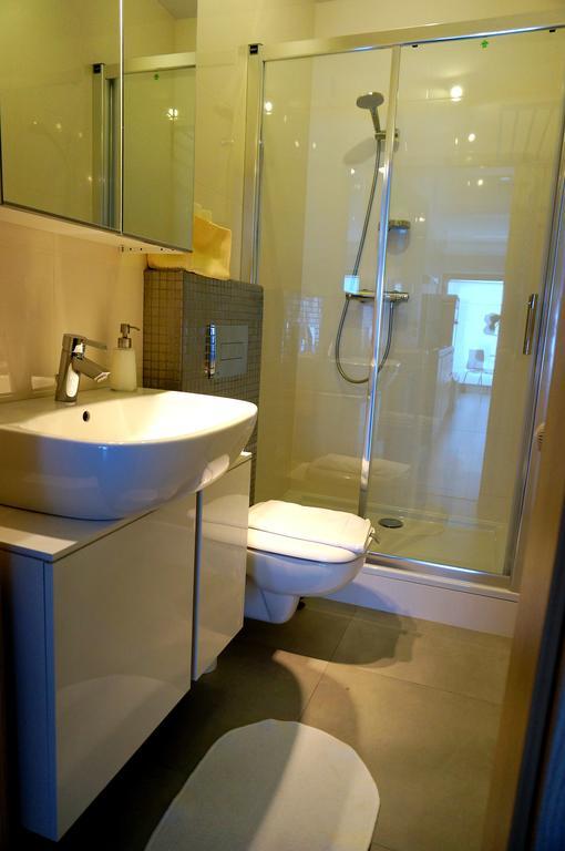 Villa Modlin Airport Nowy Dwor Mazowiecki Bilik gambar