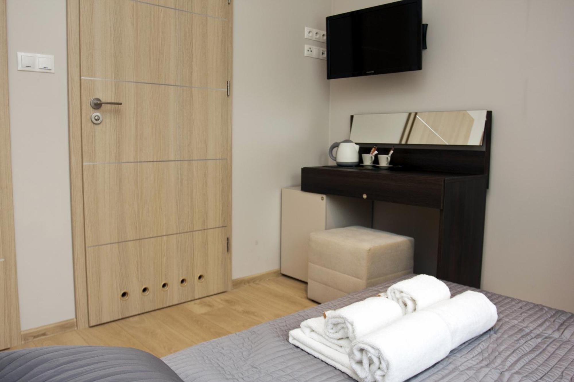 Villa Modlin Airport Nowy Dwor Mazowiecki Bilik gambar