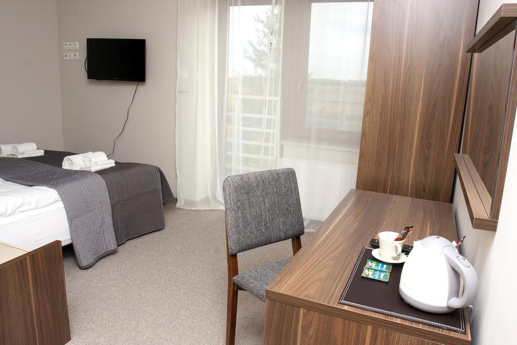 Villa Modlin Airport Nowy Dwor Mazowiecki Bilik gambar